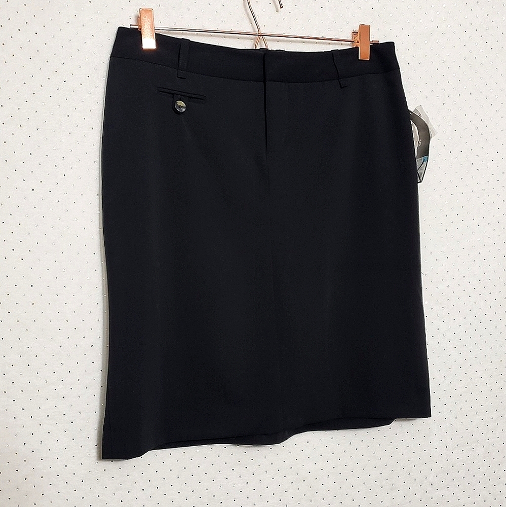 Black Pencil Skirt W/ Pockets * Lined * Sz 6 *